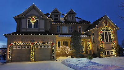 Christmas Decor of Southern NH