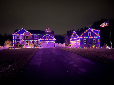 We Hang Christmas lights.com of New England, LLC